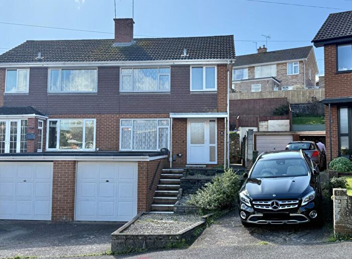 3 Bedroom Semi-Detached House For Sale In Fairhazel Drive, Exwick, EX4