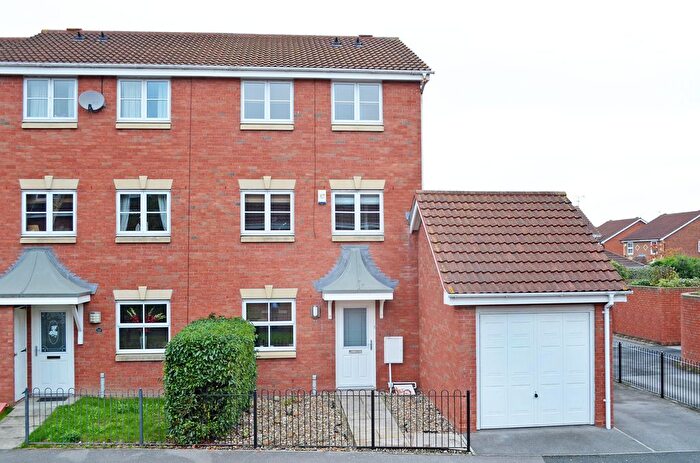 3 Bedroom Detached House To Rent In Cobham Way, Rawcliffe, York, YO30