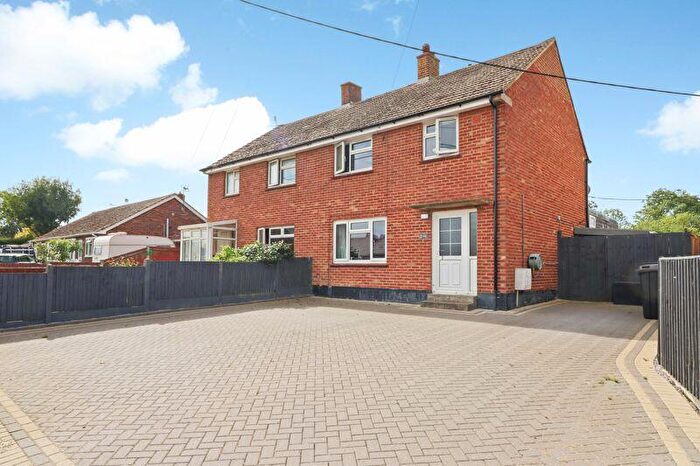 3 Bedroom Semi-Detached House For Sale In Grove Road, Preston, Canterbury, CT3