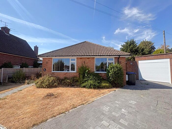 3 Bedroom Bungalow For Sale In Waysbrook, Letchworth Garden City, SG6