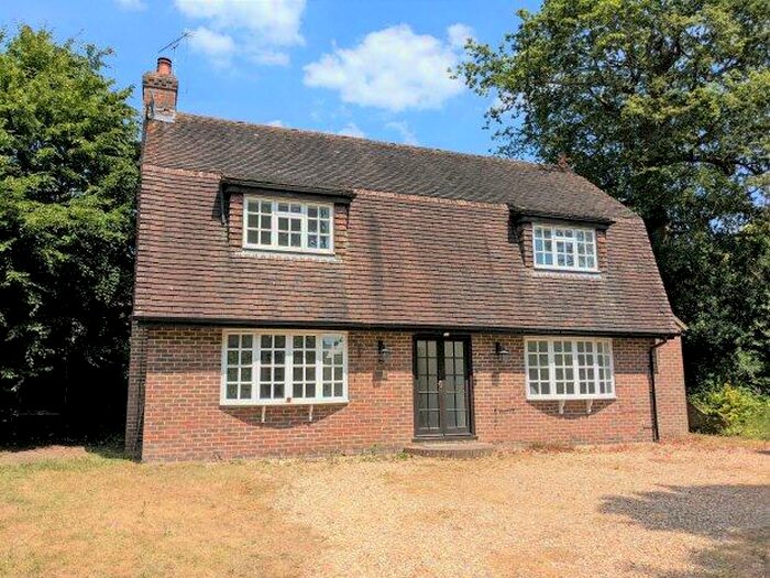 3 Bedroom House To Rent In Church Road, Mannings Heath, RH13