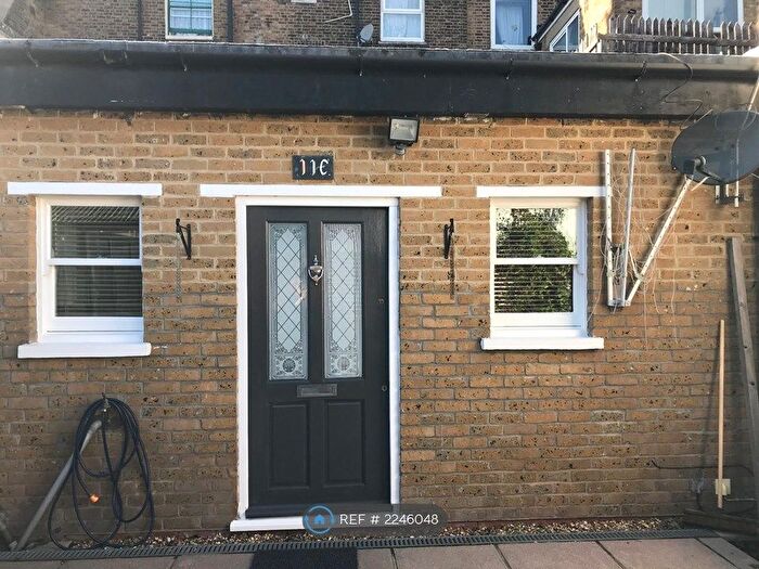 1 Bedroom Flat To Rent In Sunderland Road, London, SE23