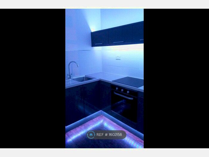 1 Bedroom Flat To Rent In High Street, Glasgow, G1