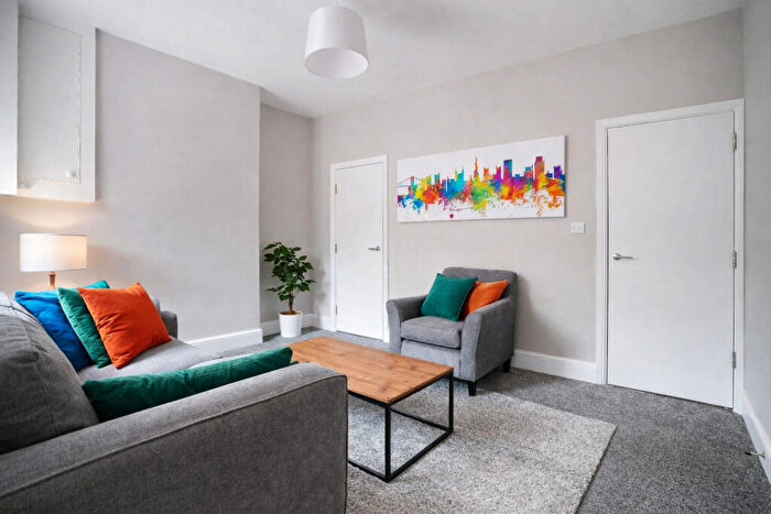 3 Bedroom Terraced House To Rent In Woodside Road, Kingswood, BS15