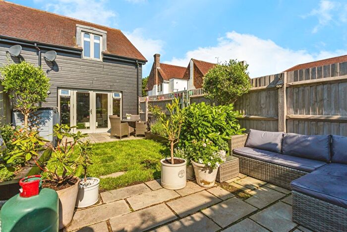 2 Bedroom End Of Terrace House For Sale In East Grinstead Road, North Chailey, Lewes, BN8