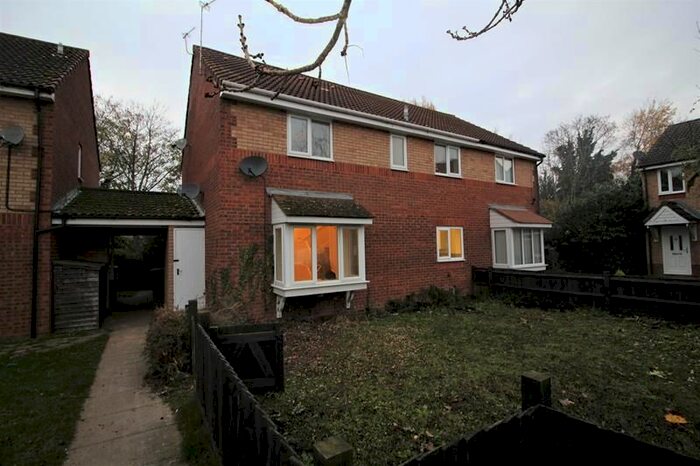 2 Bedroom Property To Rent In Heather Gardens, Bedford, MK41