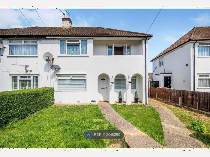 2 Bedroom Maisonette To Rent In Frances Road, London, E4