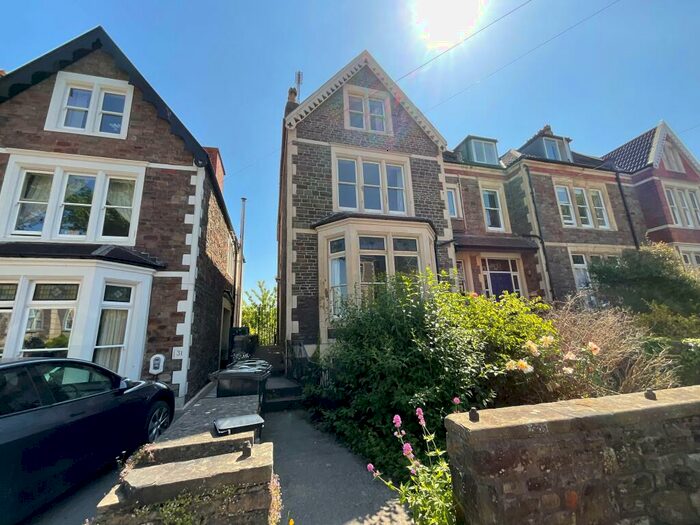 2 Bedroom Apartment To Rent In Clarendon Road, Redland, BS6