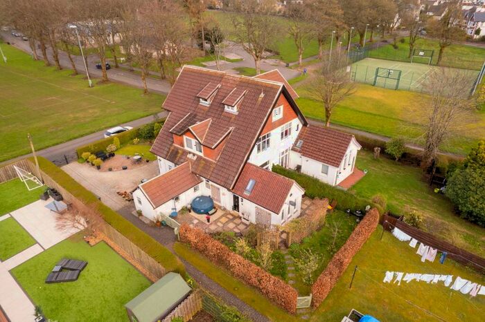 2 Bedroom Apartment For Sale In The Chalet, Pacemuir Road, Kilmacolm, PA13