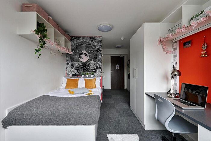 1 Bedroom Flat To Rent In Ebrington Street, Plymouth, PL4