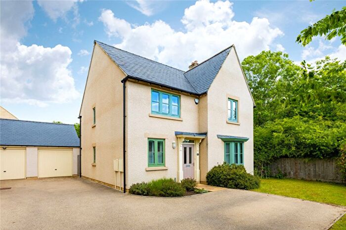 4 Bedroom Detached House For Sale In Clappen Close, Cirencester, Gloucestershire, GL7