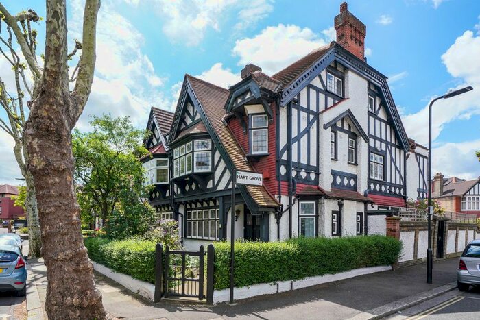 5 Bedroom Semi-Detached House To Rent In West Lodge Avenue, London, W3