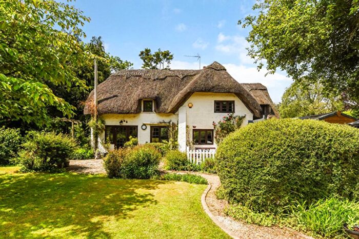 5 Bedroom Detached House For Sale In Hussell Lane, Medstead, Alton, Hampshire, GU34