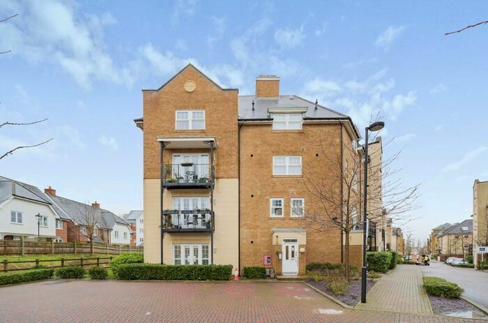 1 Bedroom Flat To Rent In Wells View Drive, Bromley, BR2