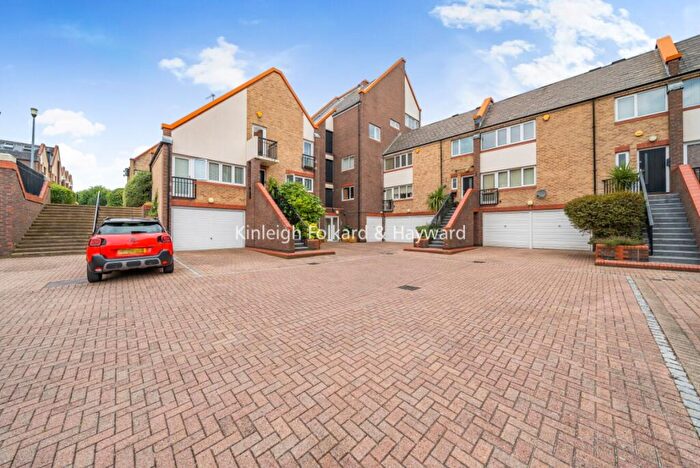 1 Bedroom Flat To Rent In Heron Place, London, SE16