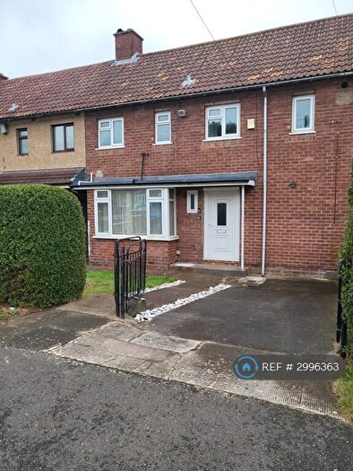 3 Bedroom Terraced House To Rent In Ambleside Avenue, Bristol, BS10