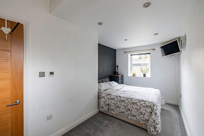 1 Bedroom Property To Rent In Gloucester Road, Emperor House, CR0