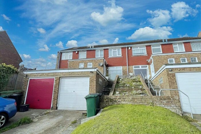 3 Bedroom Terraced House For Sale In Uplands Road, BN1