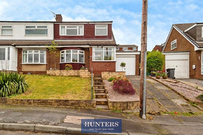 3 Bedroom Semi Detached House For Sale In Rose Hill, Stalybridge, Stalybridge, SK15