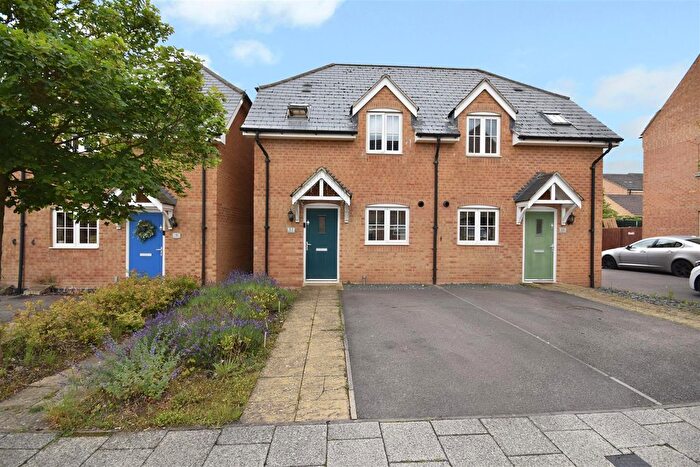 2 Bedroom Terraced House To Rent In Eydon Drive, Corby, NN17
