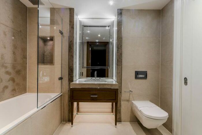 1 Bedroom Flat To Rent In Savoy House, The Strand, London, WC2R