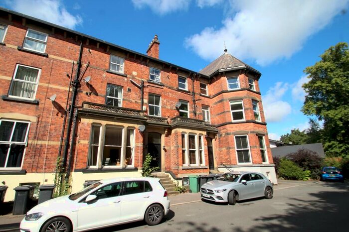 2 Bedroom Flat To Rent In Westfield Terrace, Leeds, West Yorkshire, Uk, LS7