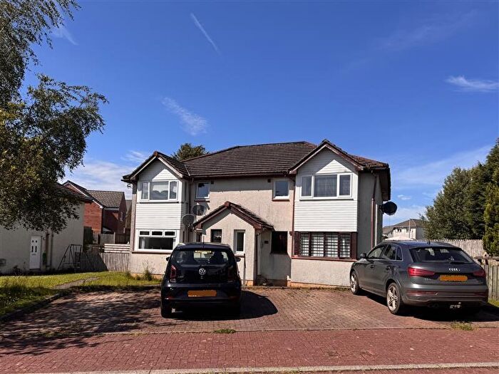 2 Bedroom Flat To Rent In Mayfield Gardens, Carluke, ML8