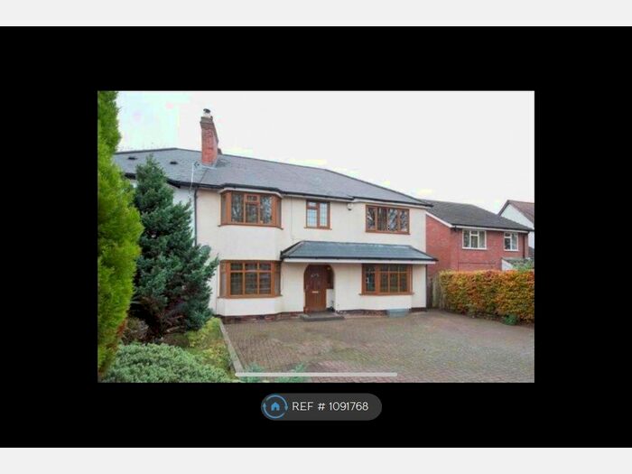 5 Bedroom Semi-Detached House To Rent In Green Lanes, Wylde Green, Sutton Coldfield, B73