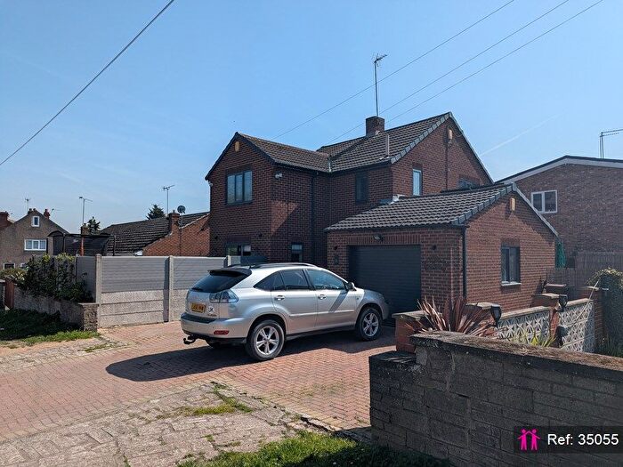 3 Bedroom Detached House For Sale In Spawd Bone Lane, Knottingley, WF11