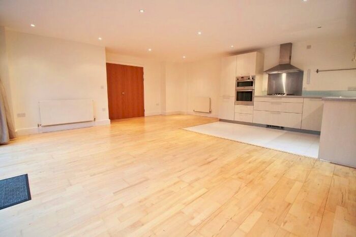 1 Bedroom Flat To Rent In Clarendon Road, Sevenoaks TN13