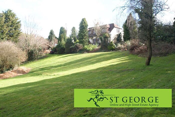 4 Bedroom Detached House For Sale In London Hill, Rayleigh, SS6