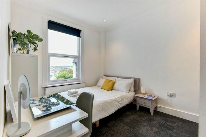 1 Bedroom Terraced House To Rent In Queens Park Road, Brighton, East Sussex, BN2