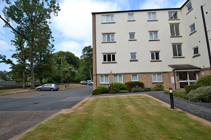 2 Bedroom Property For Sale In Lodge Road, Thackley, Bradford, BD10