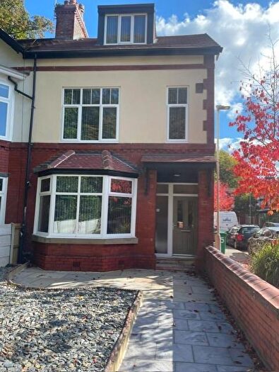 4 Bedroom End Of Terrace House To Rent In Whalley Road, Manchester, M16
