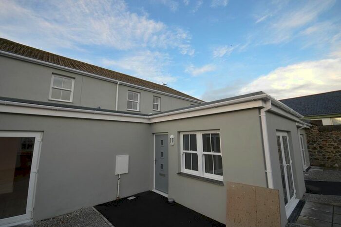 3 Bedroom Property To Rent In An Stablys, South Terrace, Camborne TR14