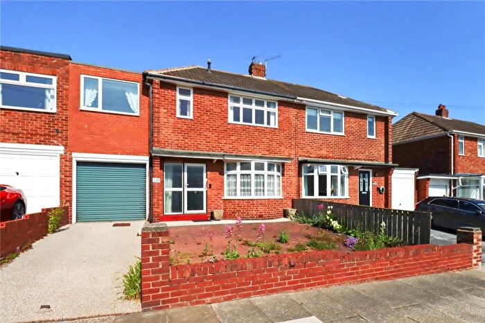 5 Bedroom Semi-Detached House For Sale In Rosewood Crescent, Seaton Sluice, Whitley Bay, Northumberland, NE26