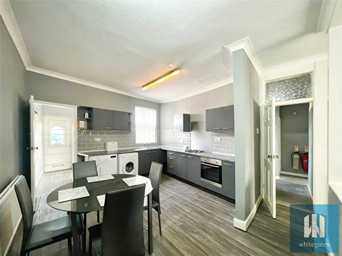 2 Bedroom Flat To Rent In Kirkby Road, Pontefract, WF9