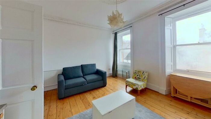 1 Bedroom Flat To Rent In Leven Street, Edinburgh, EH3