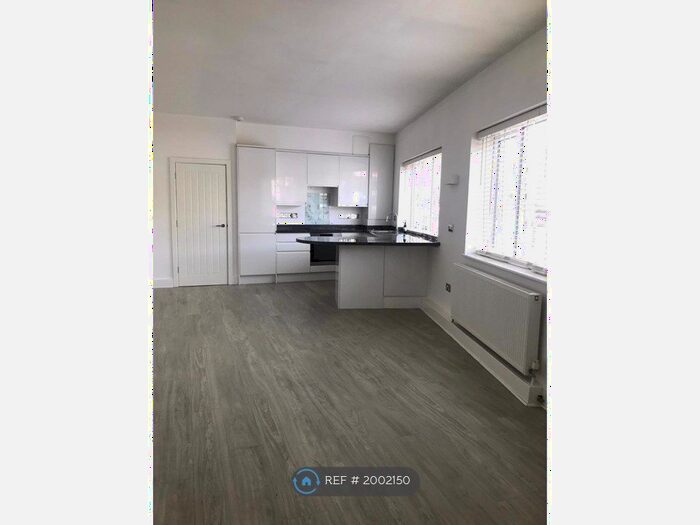 1 Bedroom Flat To Rent In Gloucester House, Orpington, BR6