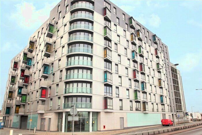 1 Bedroom Flat To Rent In Hunsaker, Alfred Street, Reading, Berkshire, RG1