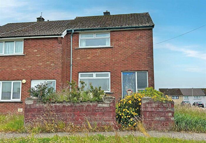 2 Bedroom End Of Terrace House For Sale In Plane Grove, Merthyr Tydfil, CF47