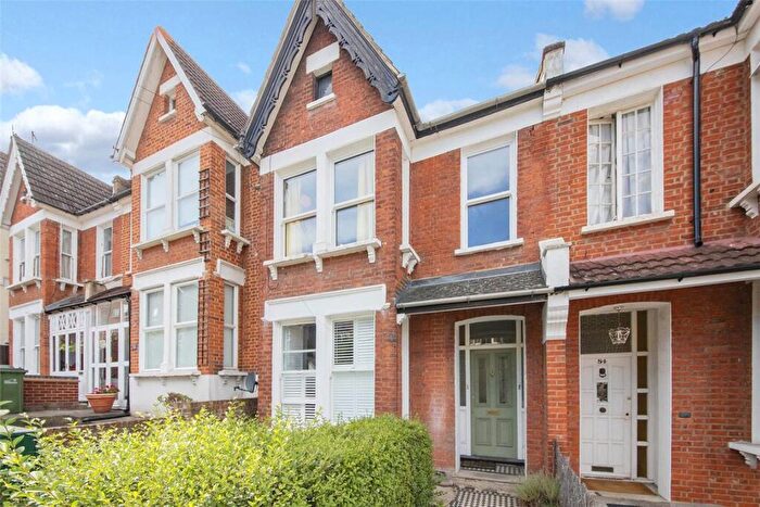 2 Bedroom Flat For Sale In Elliscombe Road, Charlton, SE7