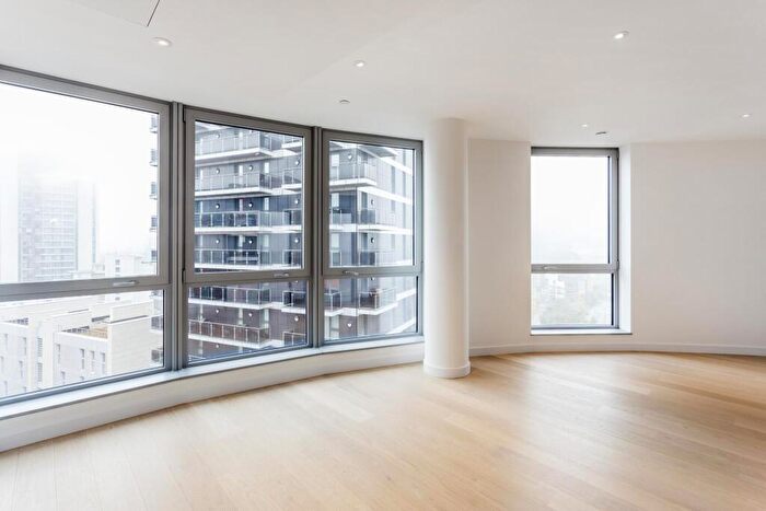 2 Bedroom Apartment To Rent In Columbia West Apartments, New Providence Wharf, London, E14
