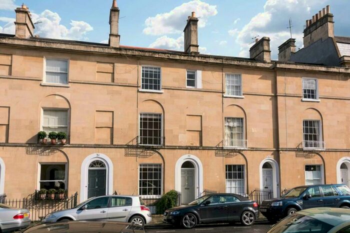 3 Bedroom House To Rent In Daniel Street, BA2