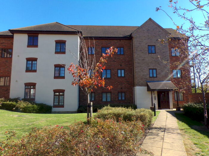 2 Bedroom Flat To Rent In Monskton Park, Milton Keynes, MK10