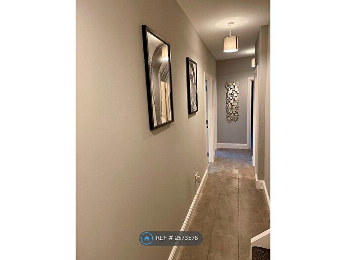 3 Bedroom Flat To Rent In Thurlby Road, Wembley, HA0