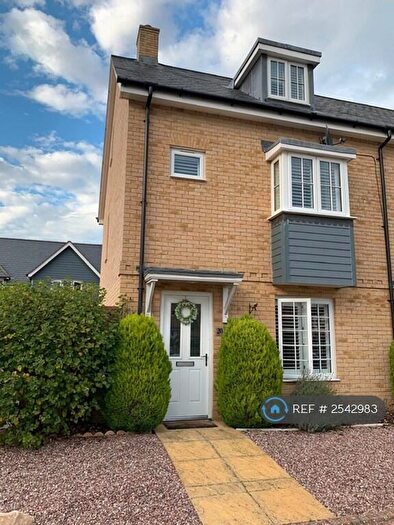 3 Bedroom Terraced House To Rent In Tarver Close, Romsey, SO51