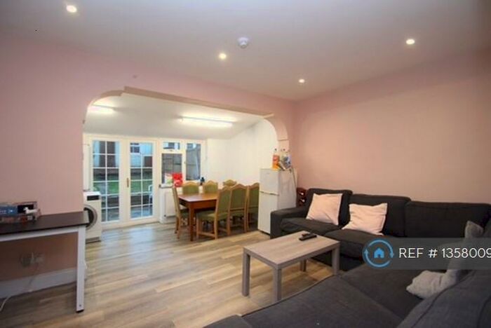 7 Bedroom Semi-Detached House To Rent In Marston Road, Oxford, OX3