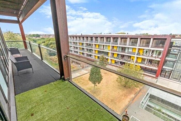 Studio To Rent In Lakeshore, Bristol, BS13