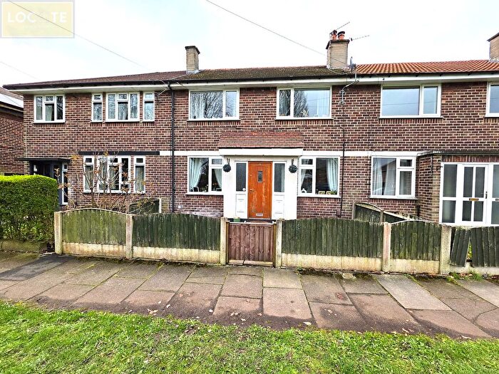 3 Bedroom Semi Detached House For Sale In Woodbridge Road, Flixton, M41